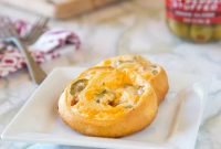 Cheesy Green Olive Pinwheels: Savory Appetizer Recipe