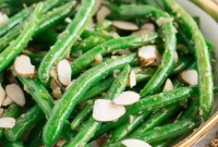 Green Beans Almondine Recipe: Tender Green Beans with Toasted Almonds