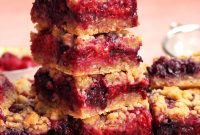 Mixed Berry Crumble Bars Recipe for Juicy, Homemade Dessert