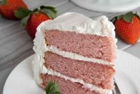 Decadent Strawberry Layer Cake Recipe with Fresh Berries