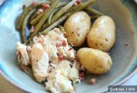 Country-Style Slow Cooker Chicken with Roasted Vegetables