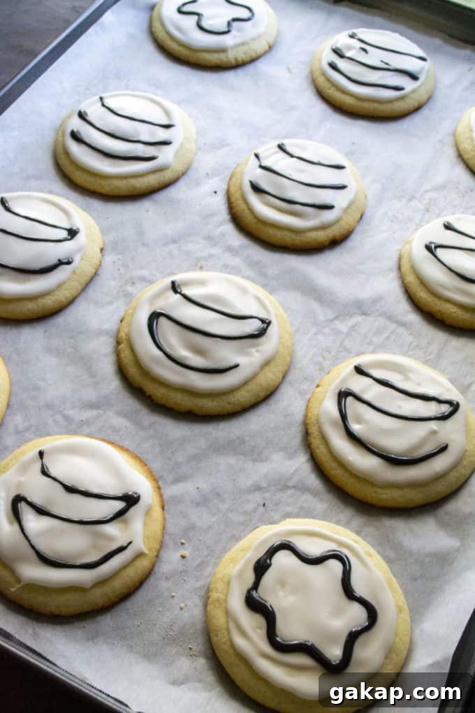 string light cookies black lines