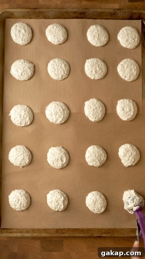 a full pan of merengues before baking