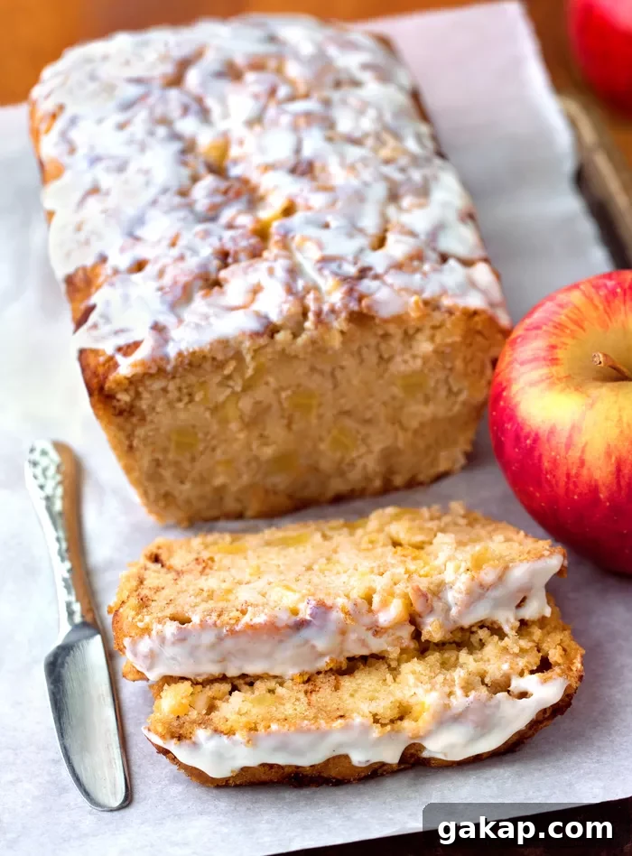 Moist Cinnamon Apple Bread Recipe