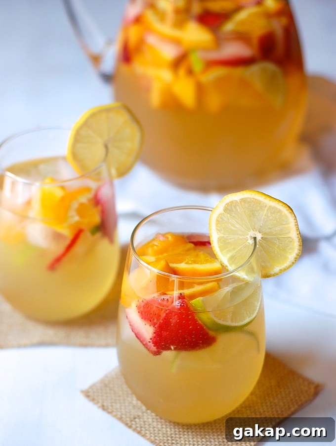 Lemon white wine sangria