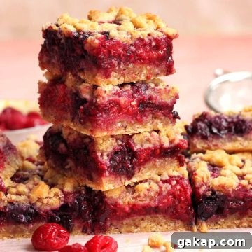 mixed berry crumble bars