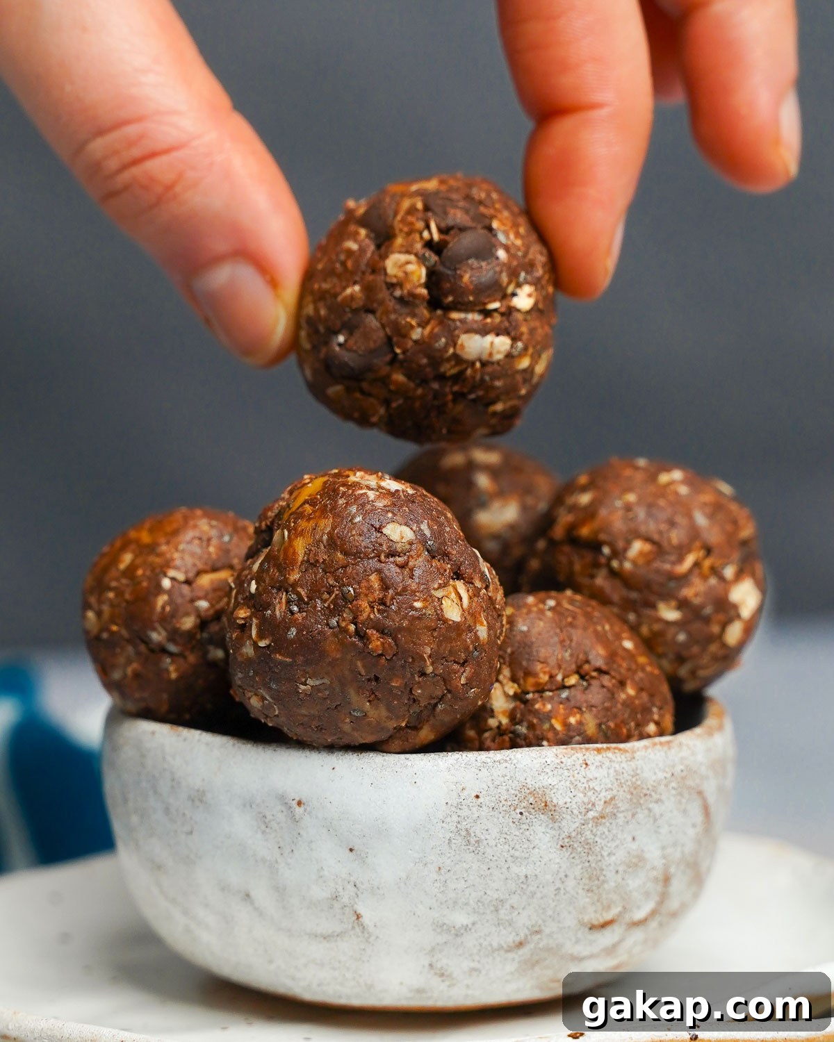 21 Protein-Packed Snacks for Your Next Pool Party 9 Cacao Protein Balls