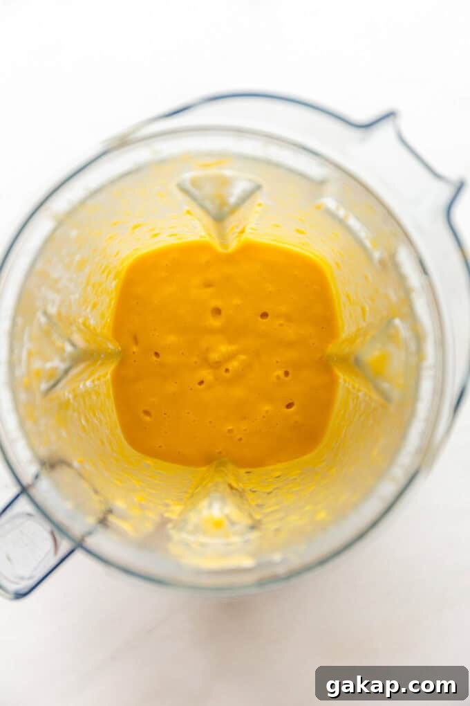 mango puree in a blender