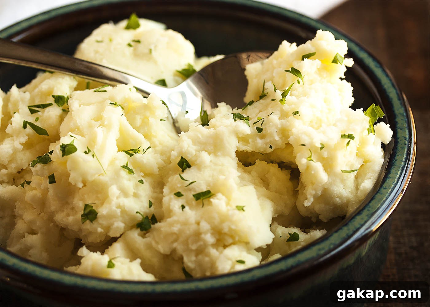 Cream Cheese Mashed Potatoes with Garlic and Chives 3 Cream Cheese Mashed Potatoes - creamy, smooth, and flavorful.