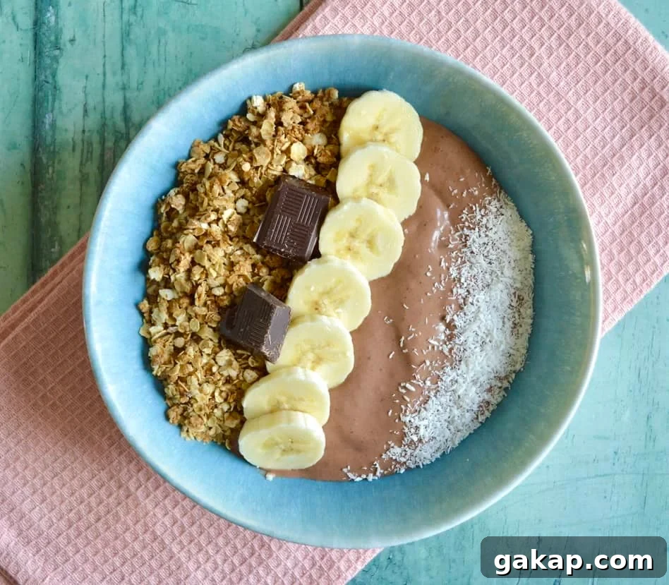 chocolate coconut smoothie bowl