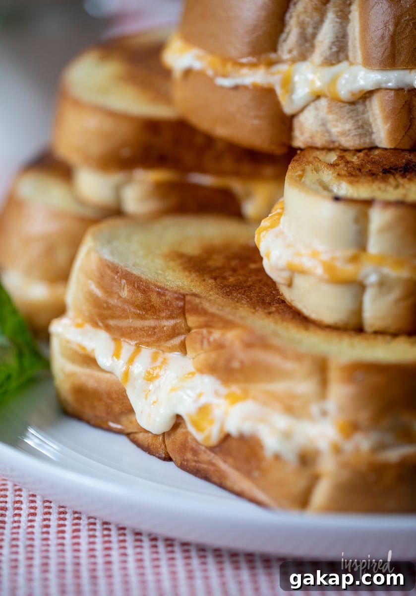 14 Memorable Friendsgiving Recipes Everyone Will Rave About 18 Ultimate Grilled Cheese close up.