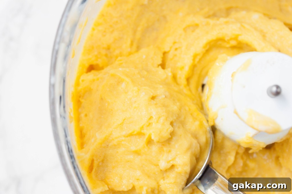 Frozen Yogurt Mango Soft Serve