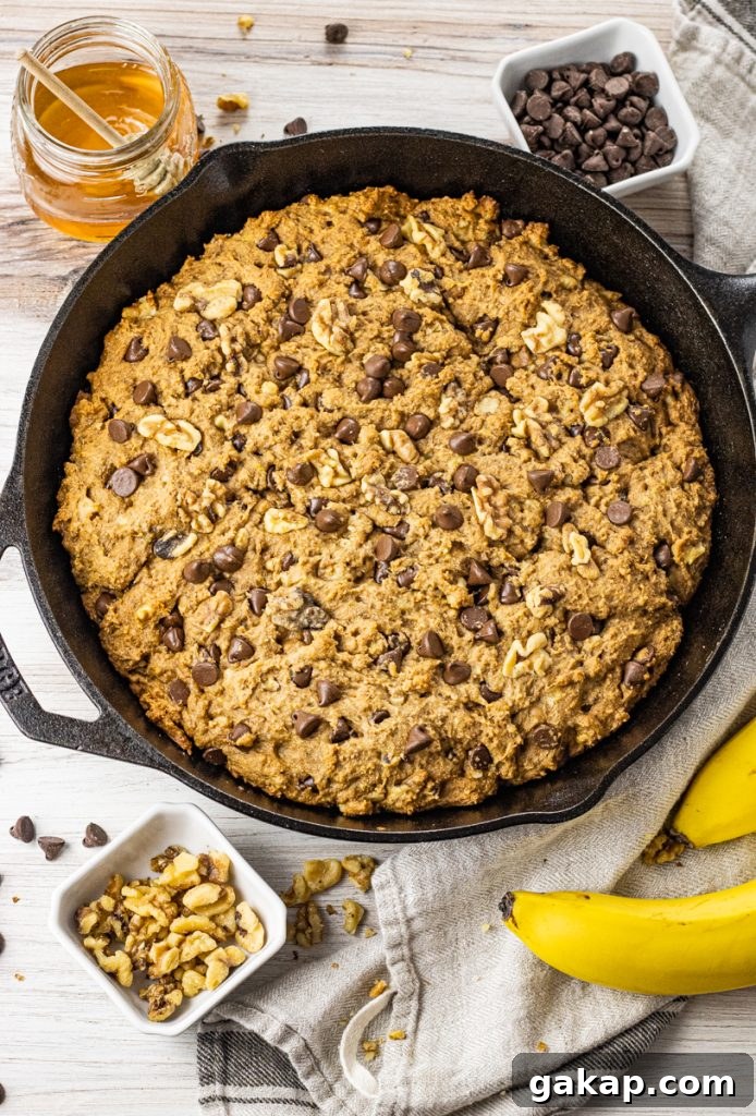 Moist Whole Wheat Banana Bread with Walnuts and Cinnamon 2 cast iron pan with chocolate chip banana bread