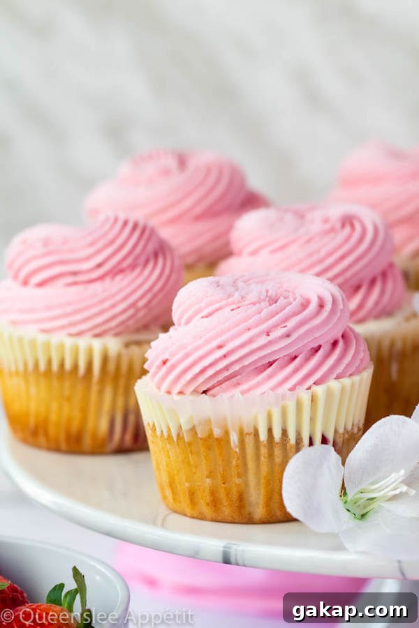White Chocolate Strawberry Cupcakes with Ganache Drizzle 10 White Chocolate Covered Strawberry Cupcakes
