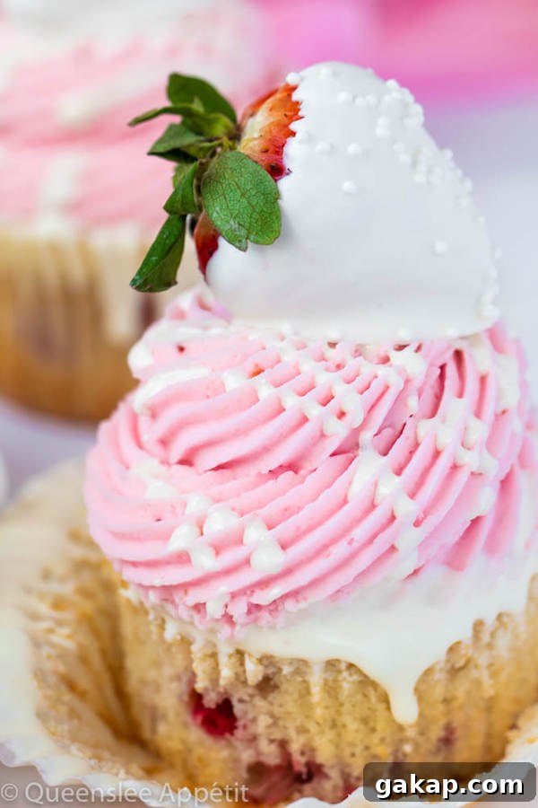 White Chocolate Strawberry Cupcakes with Ganache Drizzle 6 White Chocolate Covered Strawberry Cupcakes