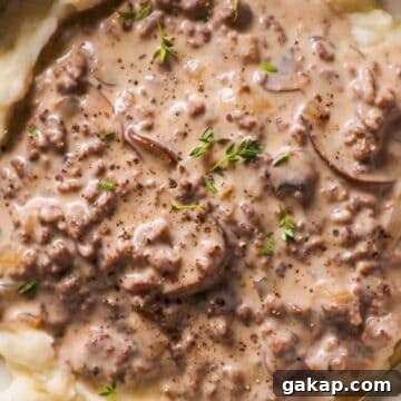 Creamy Mushroom Garlic Gravy for Hamburgers 6 rich and creamy mushroom garlic hamburger gravy