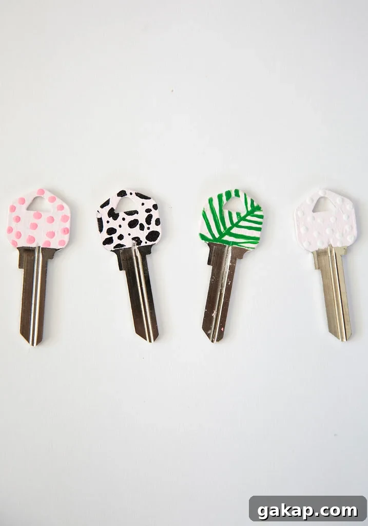 DIY Chic Painted Key Tops: Stylish Ways to Customize Your Keys 2 img 92765 1