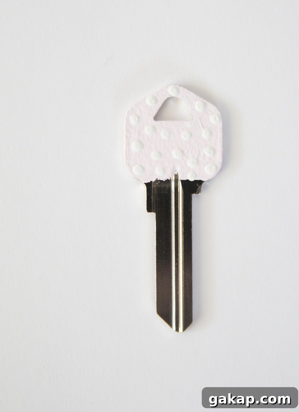 DIY Chic Painted Key Tops: Stylish Ways to Customize Your Keys 6 img 92765 5